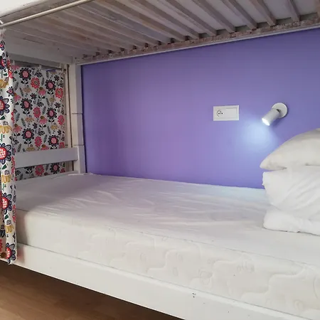 بيت شباب Lorf Hostel&coffee كراكوفيا