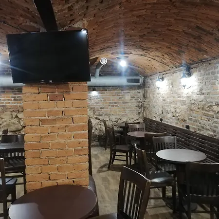 بيت شباب Lorf Hostel&coffee *