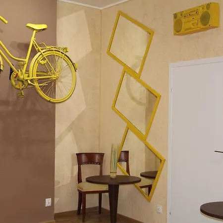 بيت شباب Lorf Hostel&coffee *