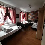 Hostel Lorf Hostel&coffee *