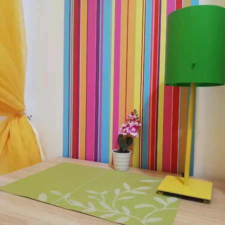 بيت شباب Lorf Hostel&coffee