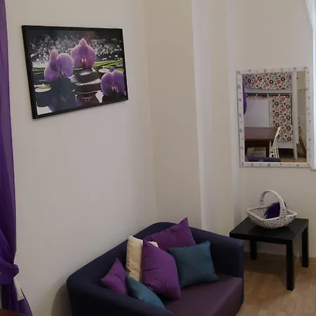 Lorf Hostel&coffee Hostel *