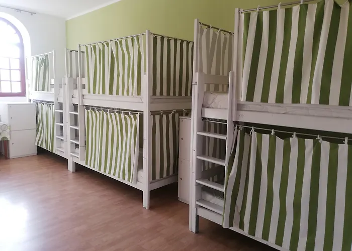 Lorf Hostel&coffee Хостел Краков