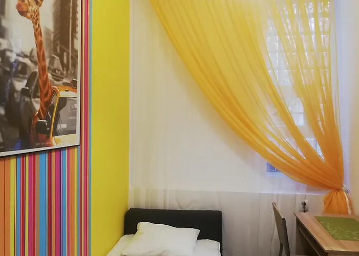 Lorf Hostel&coffee Хостел