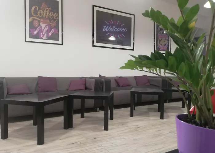 Lorf Hostel&coffee Хостел *