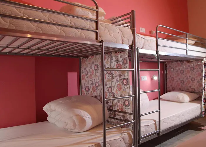 Хостел Lorf Hostel&coffee *