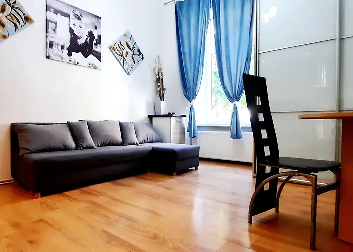 Lorf Hostel&coffee * Краков