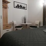 بيت شباب Lorf Hostel&coffee
