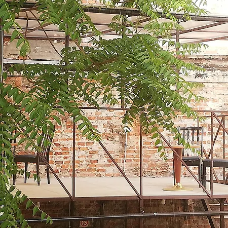 Lorf Hostel&coffee Albergue *