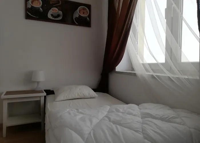 Lorf Hostel&coffee Albergue Cracóvia