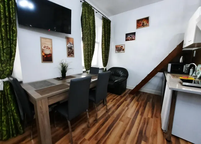 Lorf Hostel&coffee Albergue *